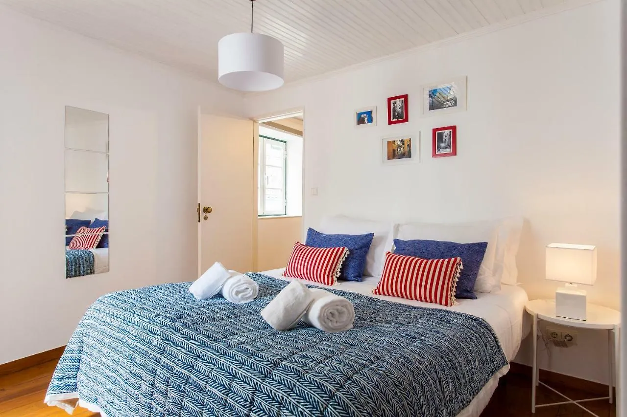 Apartment Joivy Charming Apt Near Fado Museum Lisbon Portugal
