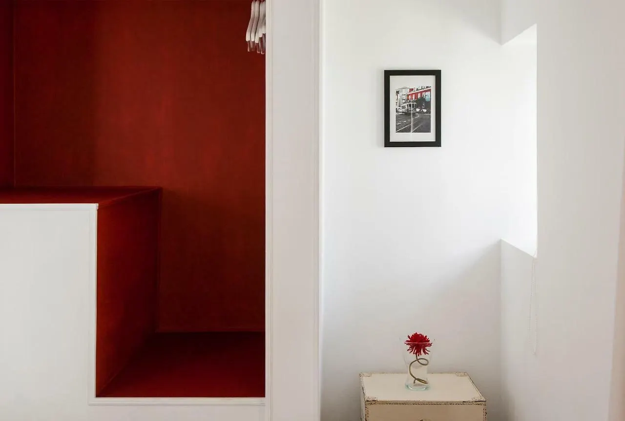 Apartment Joivy Charming Apt Near Fado Museum Lisbon